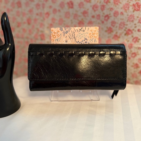 Hobo Black Leather Wallet/Rider Clutch - Picture 1 of 10